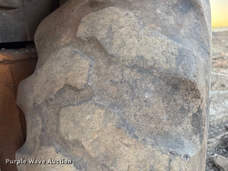 image for item FI0060 1998 Case 580 Super L backhoe