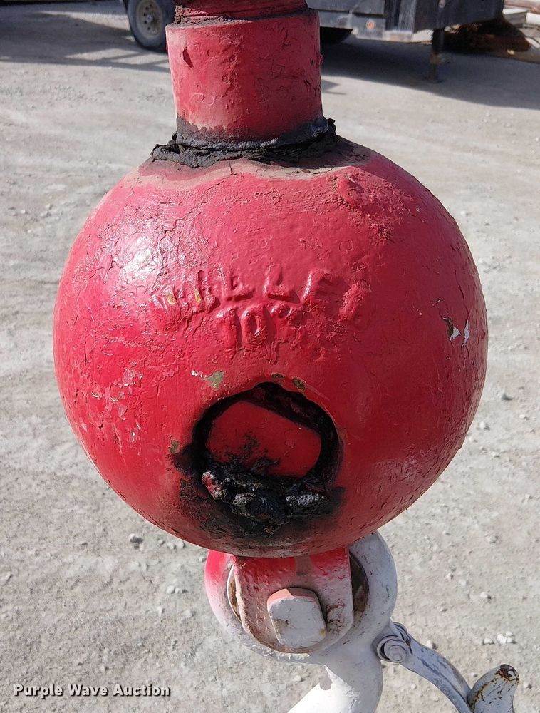 image for item FK0552 2004 International 7500 crane truck