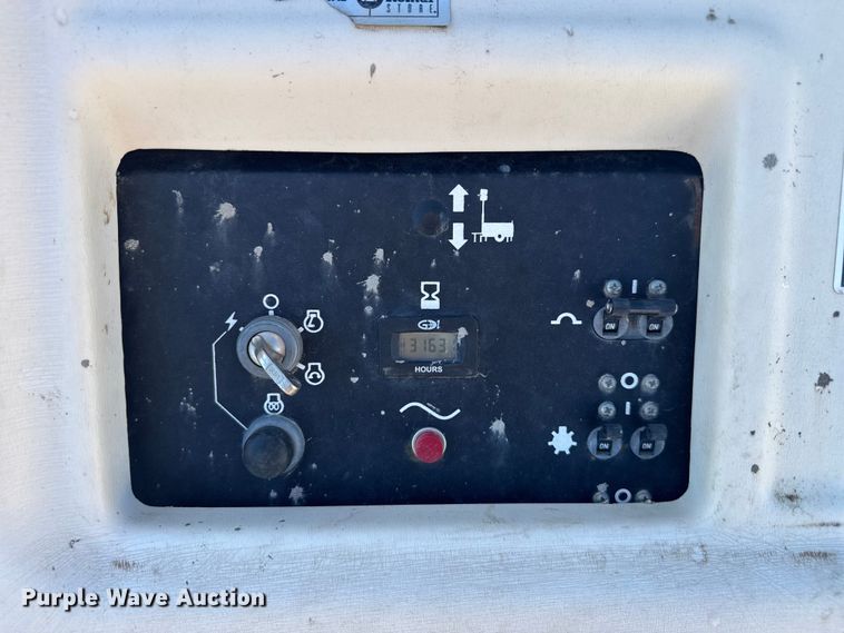 image for item FK0564 2018 Terex RL4 light plant