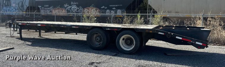 image for item FK0573 2003 PJ Trailers equipment trailer