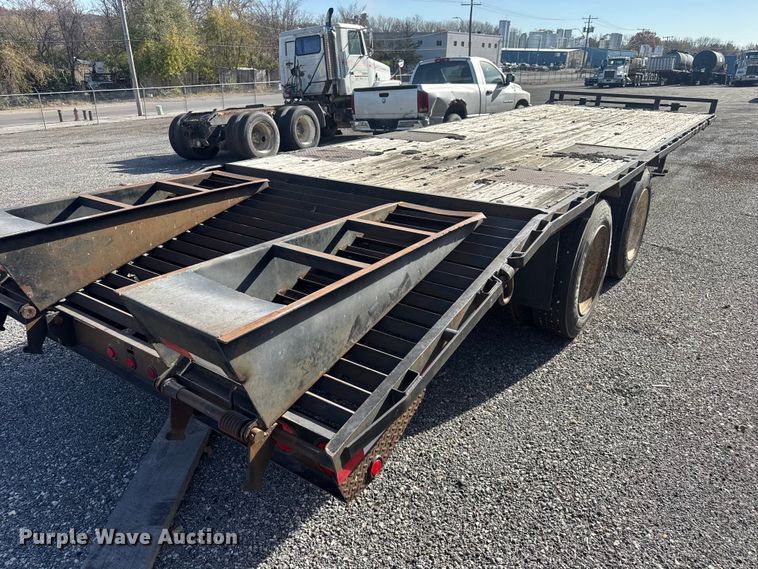 image for item FK0573 2003 PJ Trailers equipment trailer