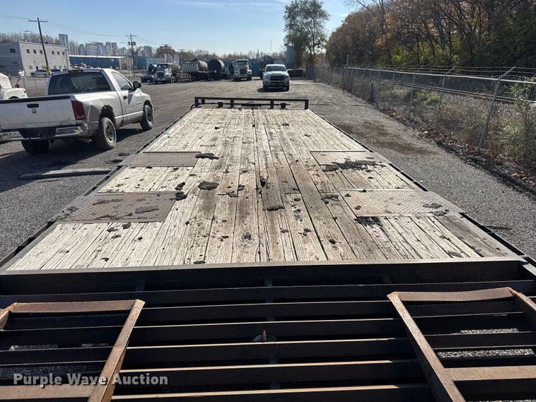 image for item FK0573 2003 PJ Trailers equipment trailer