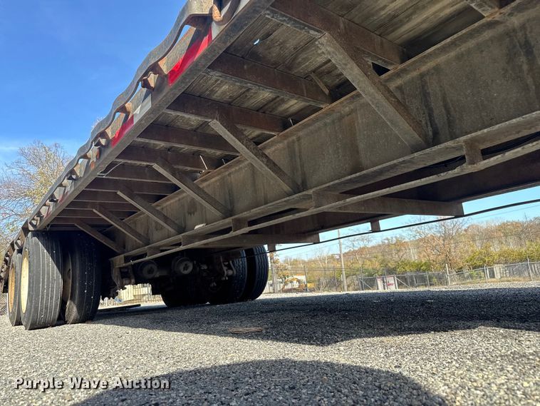 image for item FK0573 2003 PJ Trailers equipment trailer