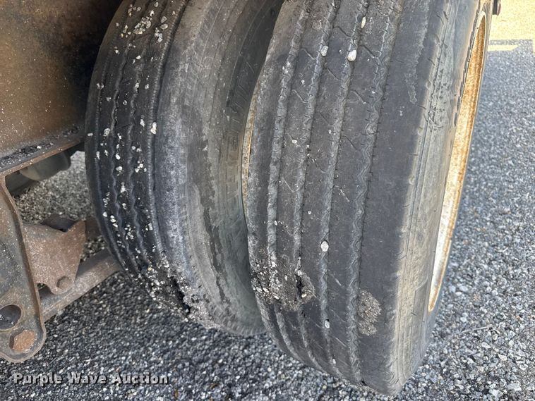 image for item FK0573 2003 PJ Trailers equipment trailer