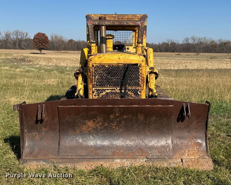 image for item FK0592 1969 Allis-Chalmers HD-11 dozer