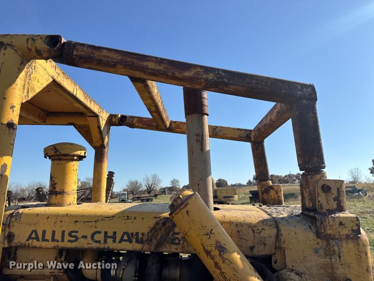 image for item FK0592 1969 Allis-Chalmers HD-11 dozer
