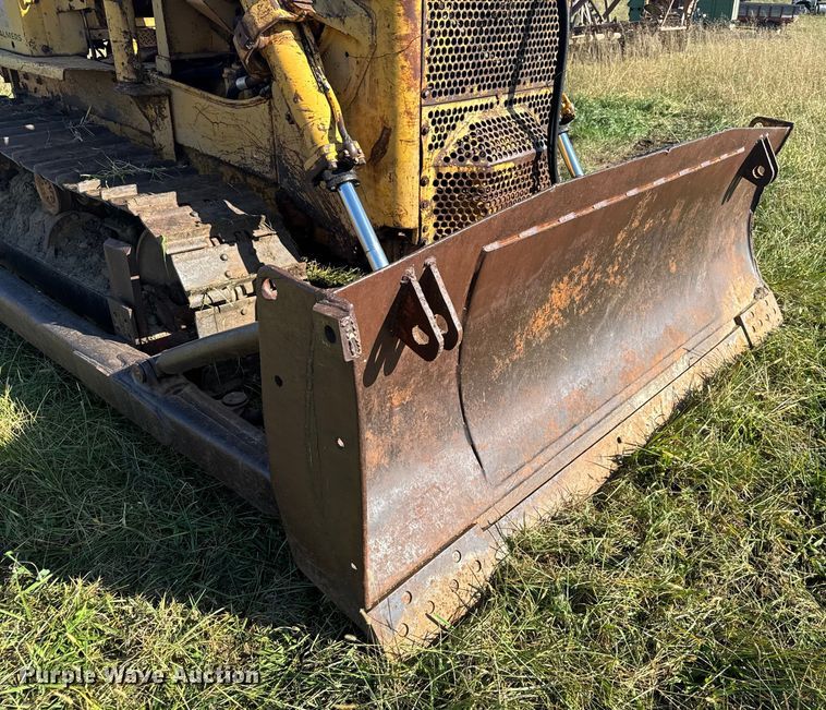 image for item FK0592 1969 Allis-Chalmers HD-11 dozer