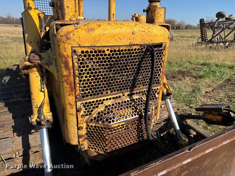image for item FK0592 1969 Allis-Chalmers HD-11 dozer