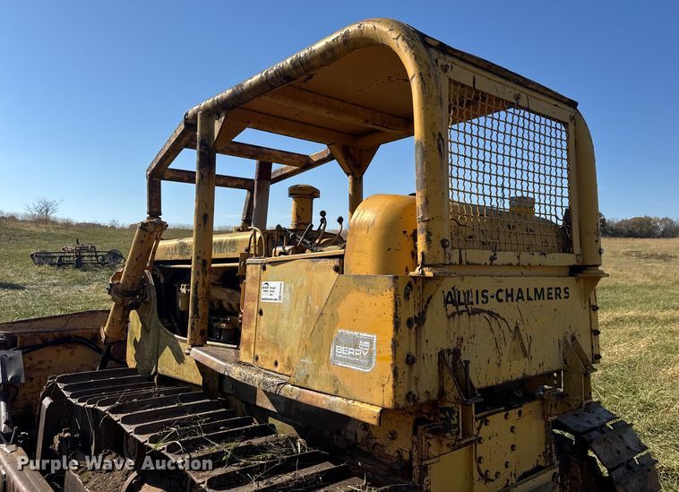 image for item FK0592 1969 Allis-Chalmers HD-11 dozer