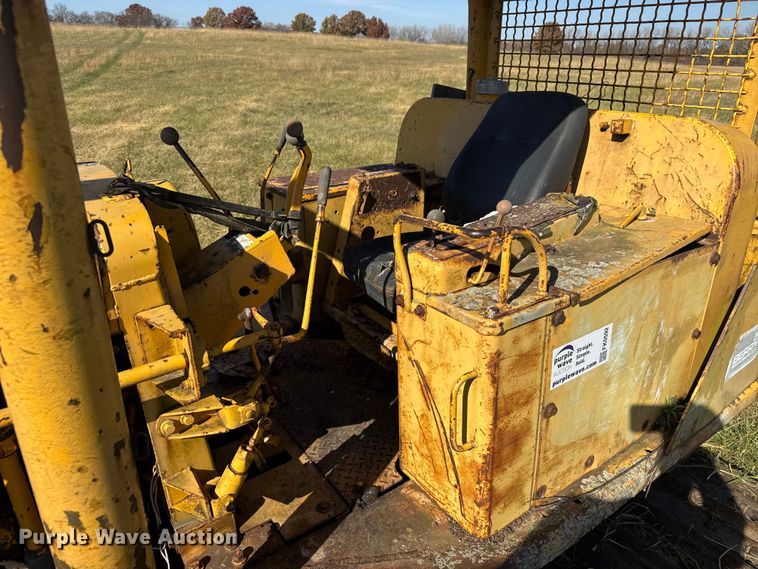 image for item FK0592 1969 Allis-Chalmers HD-11 dozer