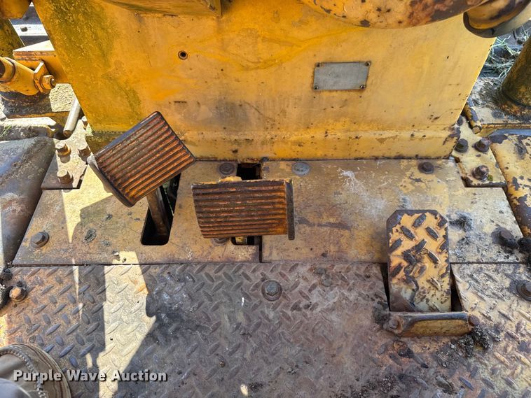 image for item FK0592 1969 Allis-Chalmers HD-11 dozer