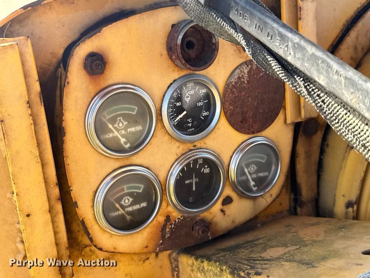 image for item FK0592 1969 Allis-Chalmers HD-11 dozer