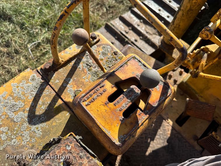 image for item FK0592 1969 Allis-Chalmers HD-11 dozer