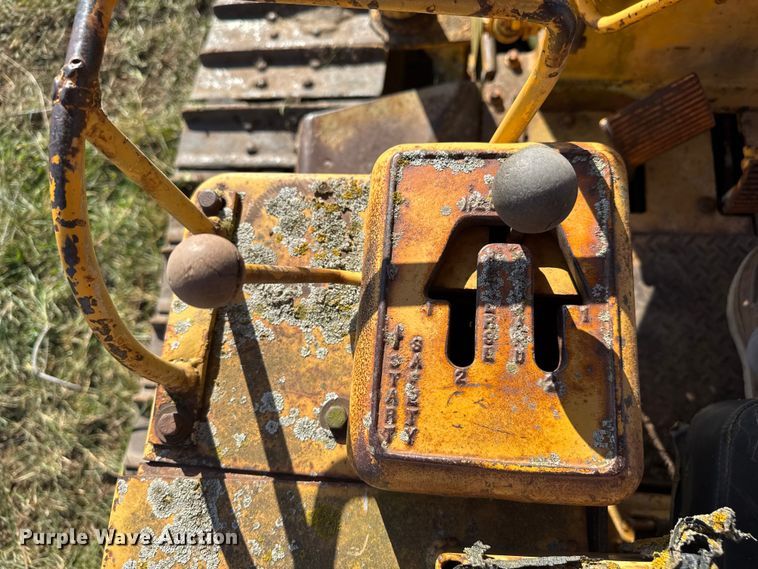 image for item FK0592 1969 Allis-Chalmers HD-11 dozer
