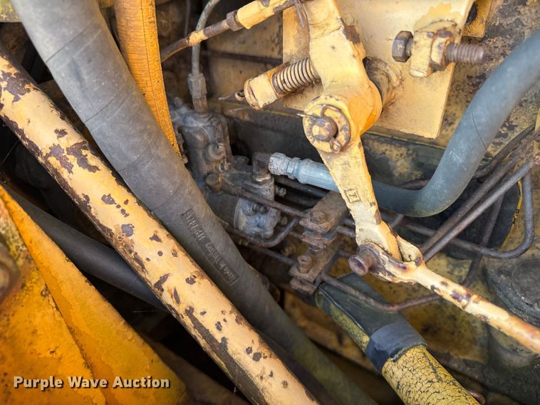 image for item FK0592 1969 Allis-Chalmers HD-11 dozer