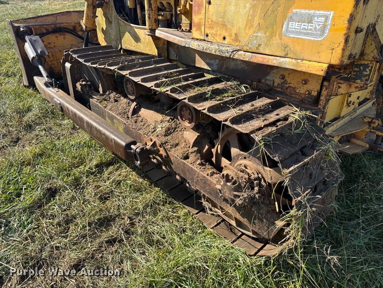 image for item FK0592 1969 Allis-Chalmers HD-11 dozer
