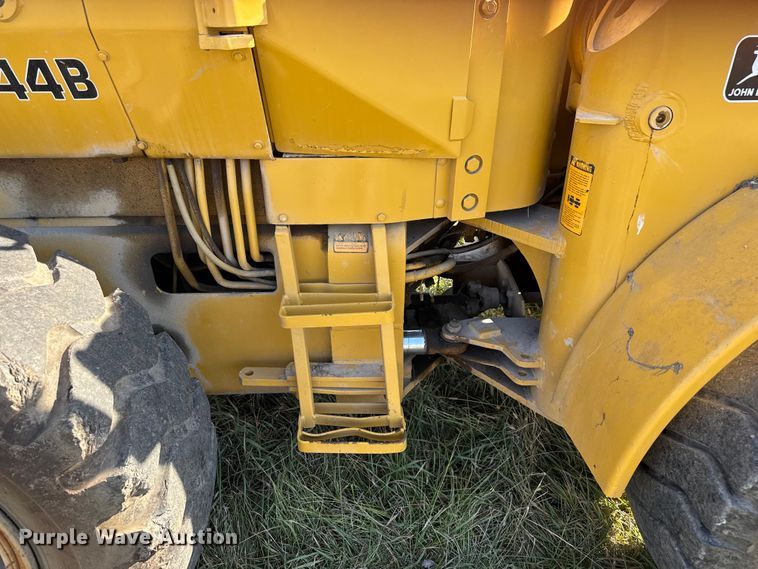 image for item FK0597 1979 John Deere 544B wheel loader