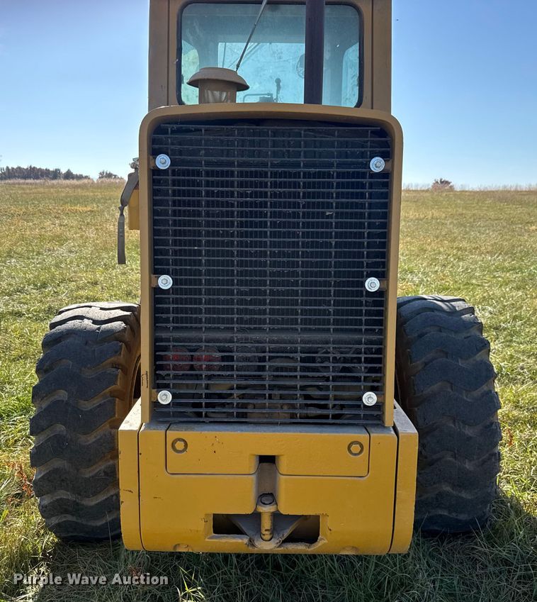 image for item FK0597 1979 John Deere 544B wheel loader