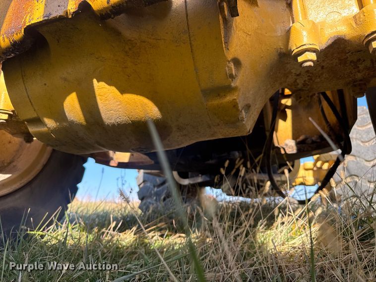 image for item FK0597 1979 John Deere 544B wheel loader