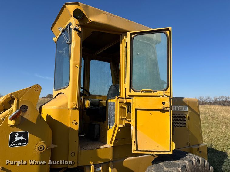 image for item FK0597 1979 John Deere 544B wheel loader
