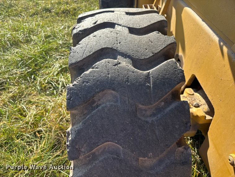image for item FK0597 1979 John Deere 544B wheel loader