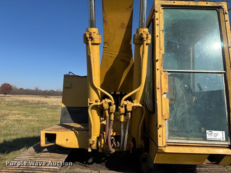 image for item FK0598 1981 Caterpillar 225 LC excavator