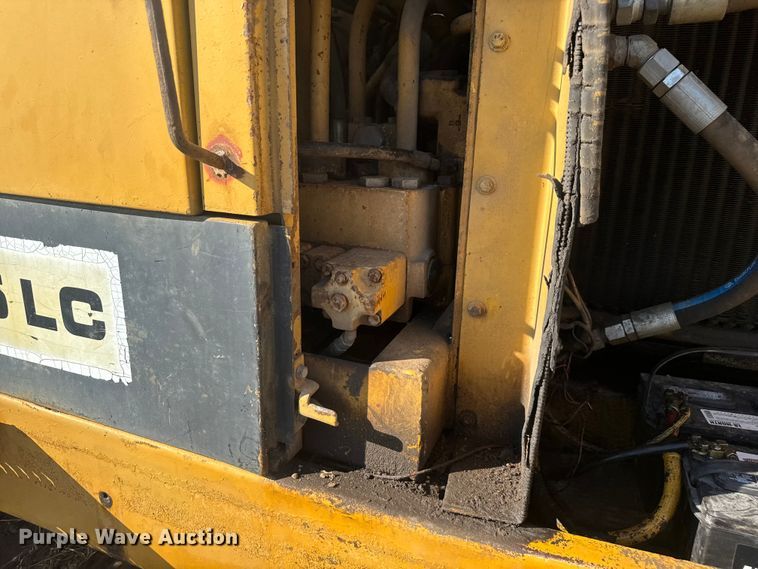 image for item FK0598 1981 Caterpillar 225 LC excavator