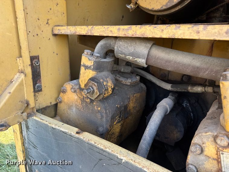 image for item FK0598 1981 Caterpillar 225 LC excavator