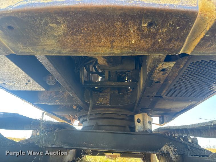 image for item FK0598 1981 Caterpillar 225 LC excavator