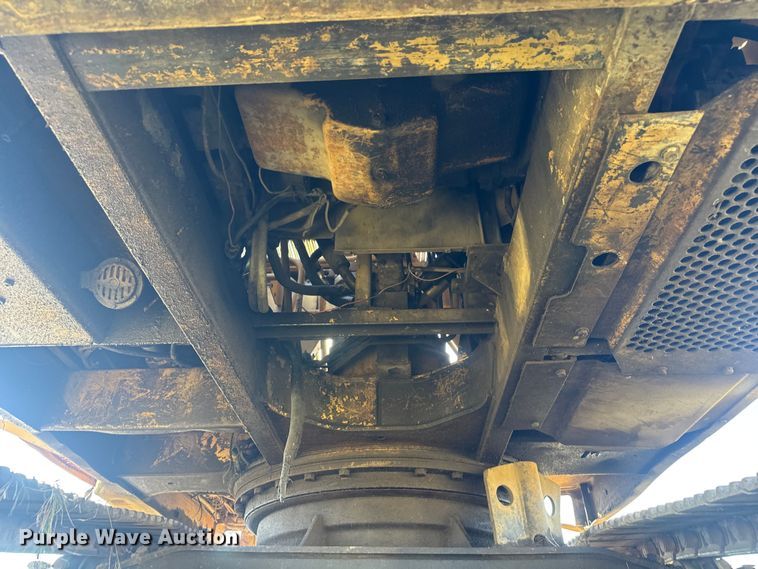 image for item FK0598 1981 Caterpillar 225 LC excavator