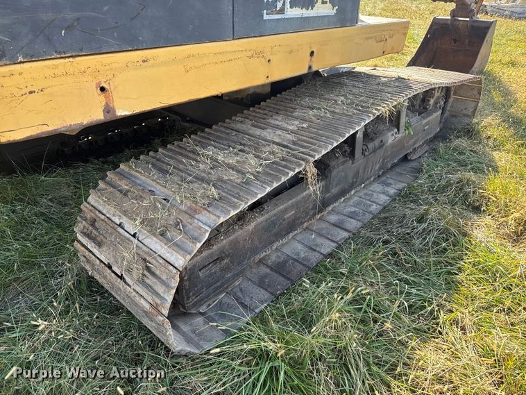 image for item FK0598 1981 Caterpillar 225 LC excavator