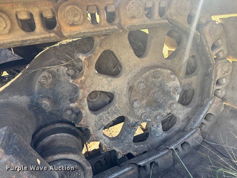 image for item FK0598 1981 Caterpillar 225 LC excavator