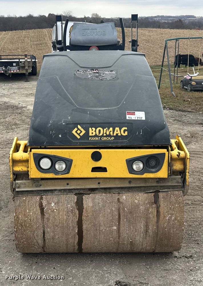 image for item FK0610 2017 Bomag BW 120 SL-5 double drum vibratory roller
