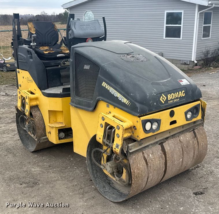 image for item FK0610 2017 Bomag BW 120 SL-5 double drum vibratory roller