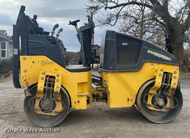 image for item FK0610 2017 Bomag BW 120 SL-5 double drum vibratory roller