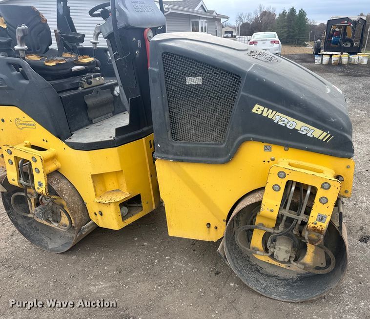 image for item FK0610 2017 Bomag BW 120 SL-5 double drum vibratory roller