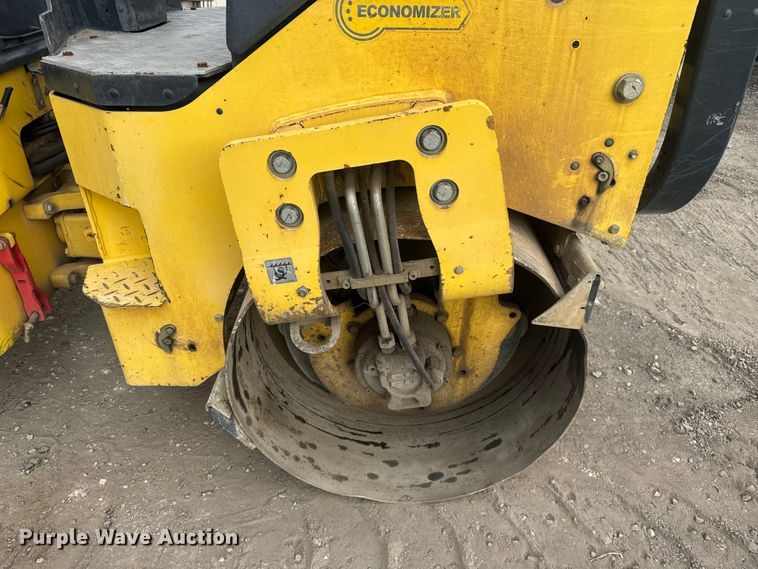 image for item FK0610 2017 Bomag BW 120 SL-5 double drum vibratory roller