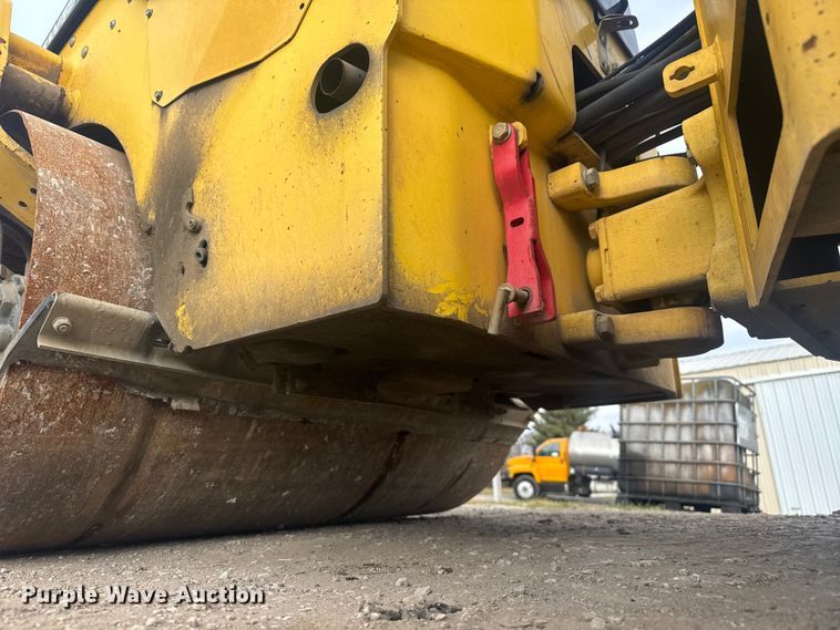 image for item FK0610 2017 Bomag BW 120 SL-5 double drum vibratory roller