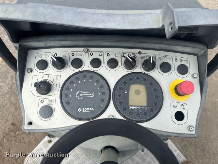 image for item FK0610 2017 Bomag BW 120 SL-5 double drum vibratory roller