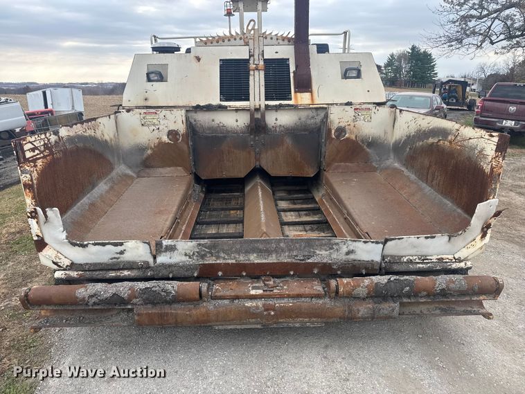 image for item FK0611 Cedarapids CR462 paver