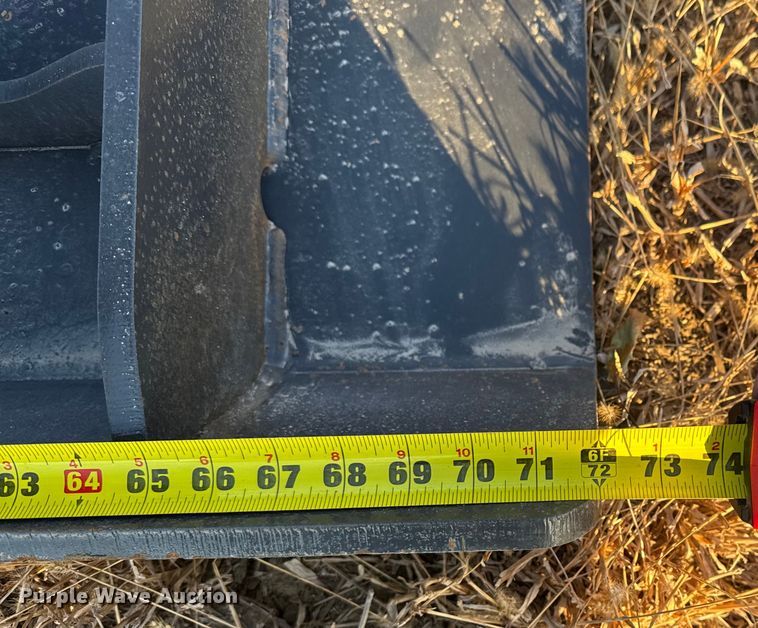 image for item FK0614 2024 LandHonor VPC-11-72W  skid steer plate compactor