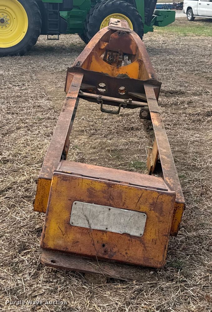 image for item FK0619 Motor grader frame 