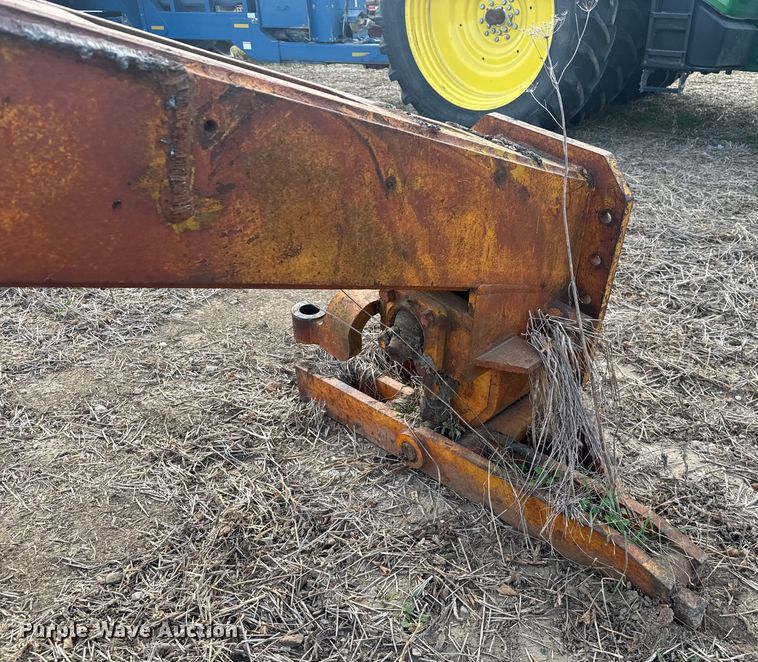 image for item FK0619 Motor grader frame 