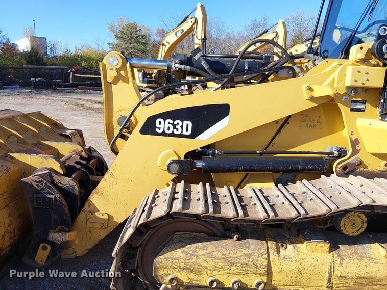 image for item FK0628 2013 Caterpillar 963D track loader