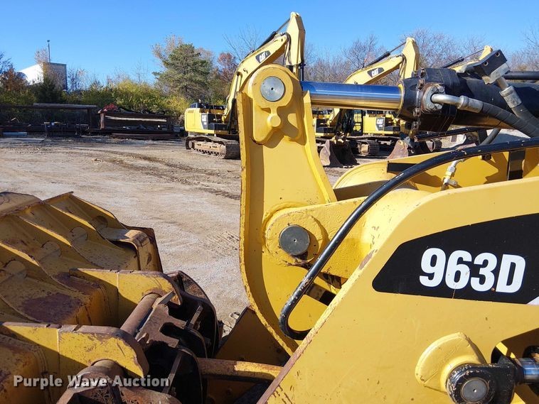 image for item FK0628 2013 Caterpillar 963D track loader