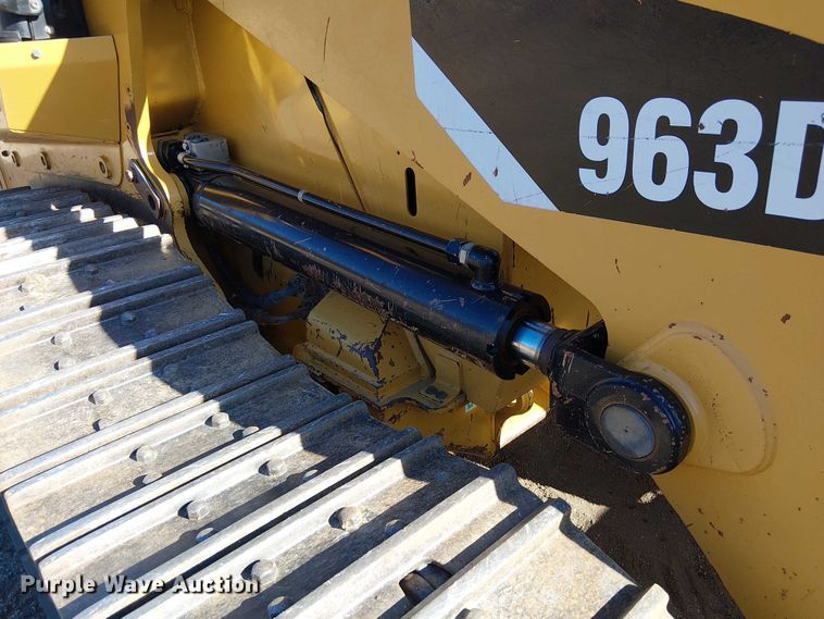 image for item FK0628 2013 Caterpillar 963D track loader