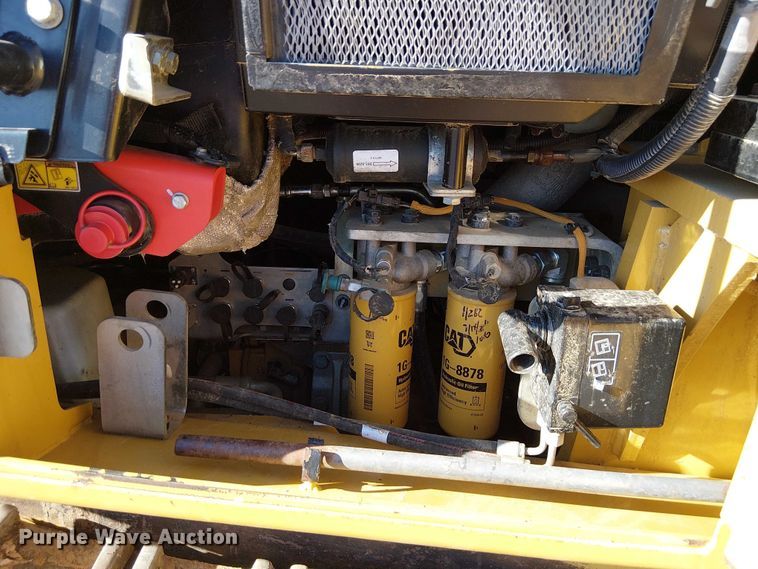 image for item FK0628 2013 Caterpillar 963D track loader