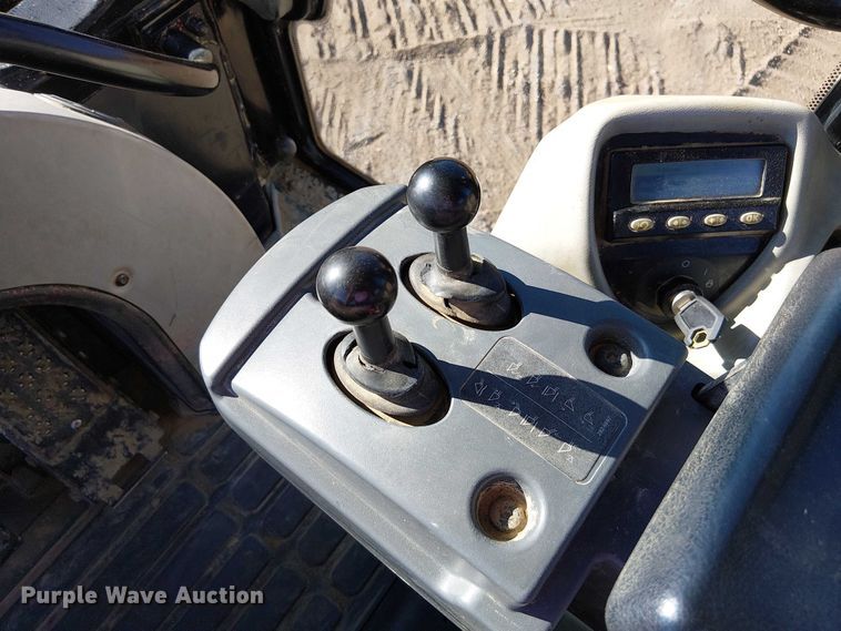 image for item FK0628 2013 Caterpillar 963D track loader