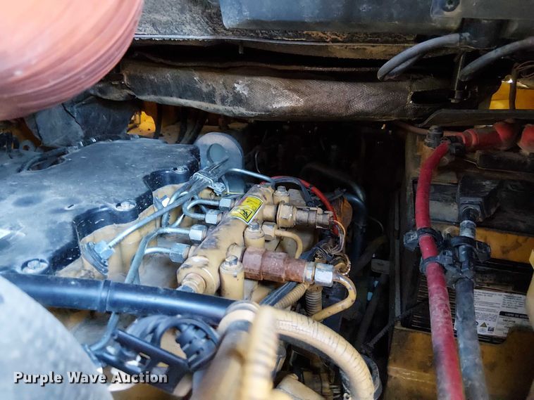 image for item FK0628 2013 Caterpillar 963D track loader