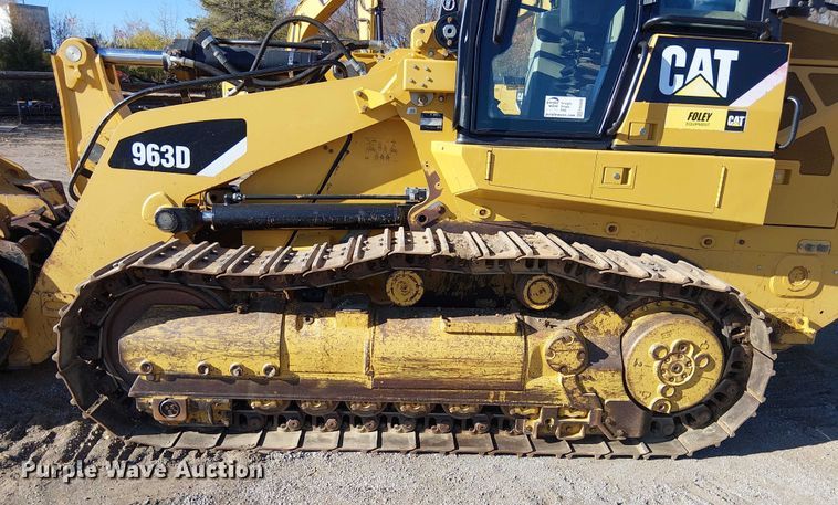 image for item FK0628 2013 Caterpillar 963D track loader